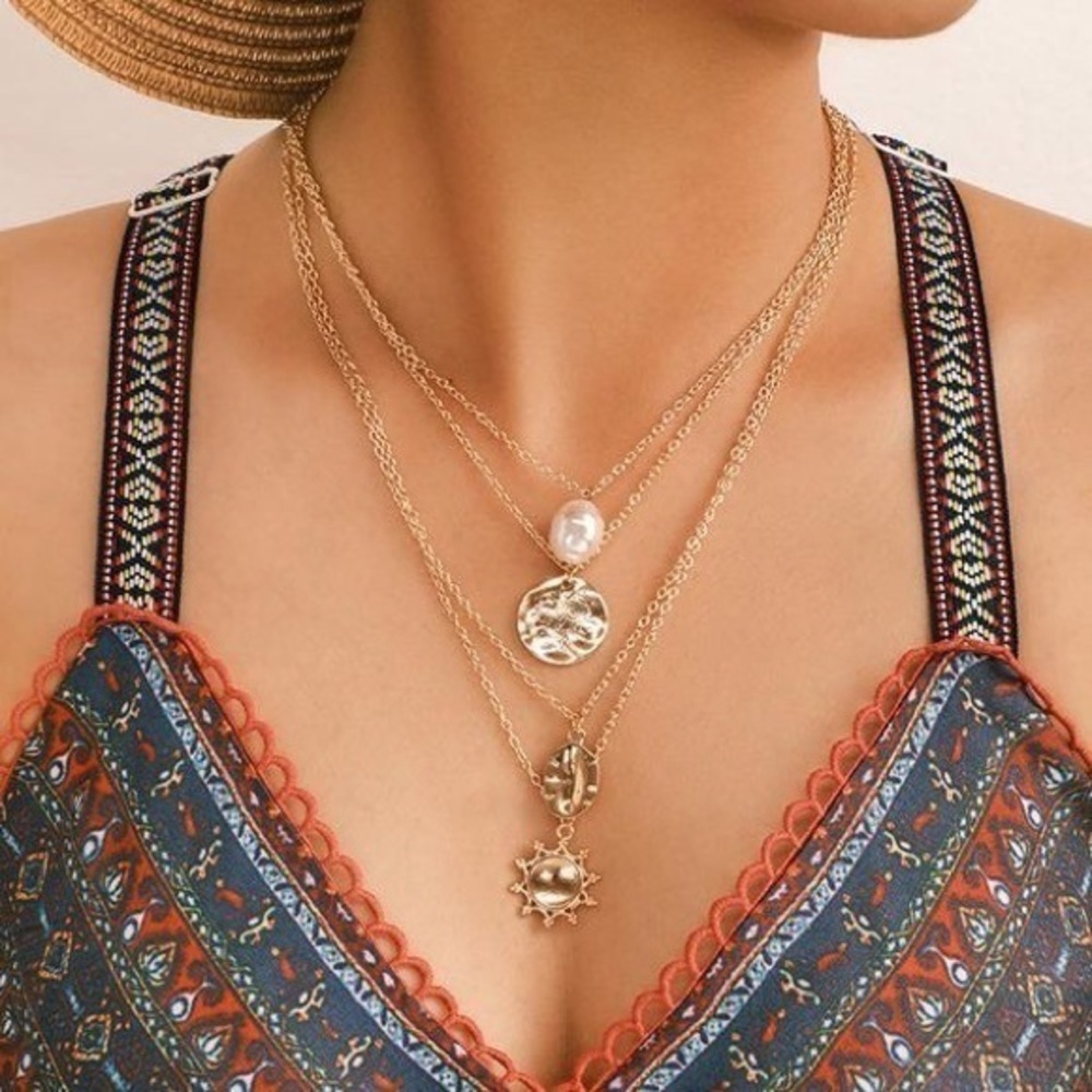 3/$30 💛 Multi Layered Charm Necklace